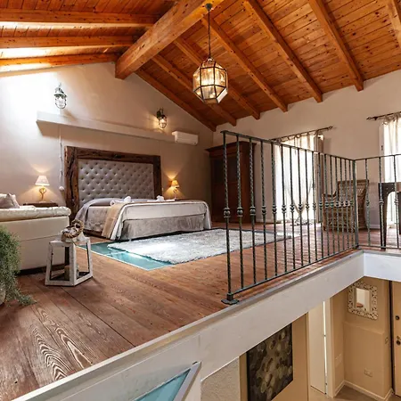 Cavour Living - Luxury Design Centro