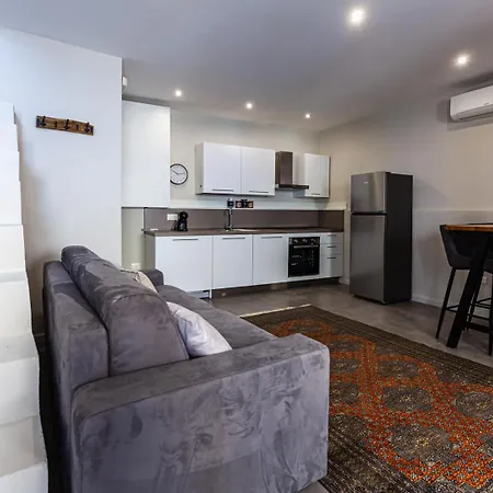 Holiday home Cavour Living - Luxury Design Centro *