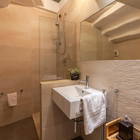 Cavour Living - Luxury Design Centro Holiday home