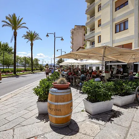 Cavour Living - Luxury Design Centro Holiday home *